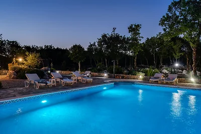 Villa Lugareva 52 m² privater Pool