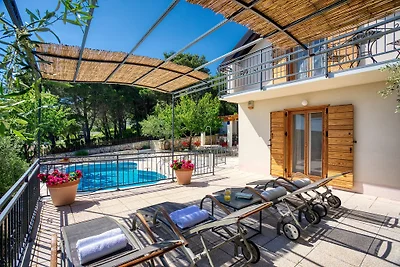 Villa Zoro 3-Schlafzimmer, Pool
