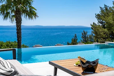 NEW! Seaview Villa ABA