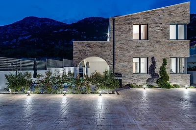 Villa EDEN mit beheiztem Pool