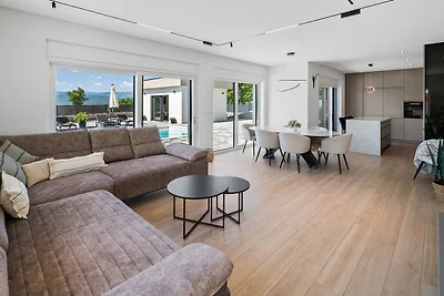 NEW! Villa Marieta