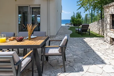 NEW! Seaview Villa ABA