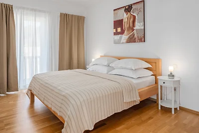 Villa Ana mit Pool, 18 Personen max