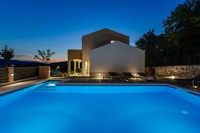 NEW! Villa Domus Alba