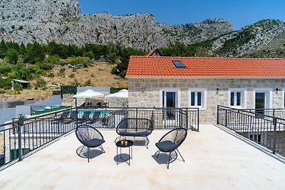 New! Villa The KING with pool
