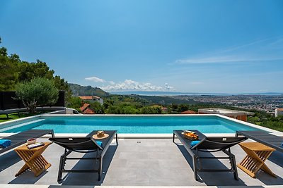 NEW Villa Fortres, private pool