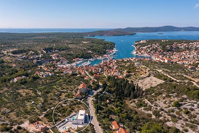 New! Stylish Villa Smiljana with 39