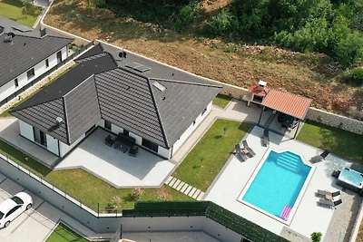NEU! Villa Lauret mit beheiztem Poo