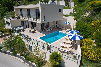 Villa Matea mit pool und Meerblick