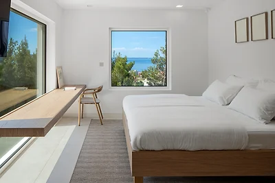 NEW! Seaview Villa C