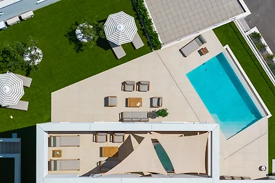 NEW! Villa A