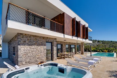 Villa Dolac