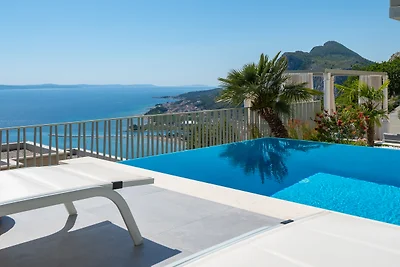 Neu! Casa GÈNI mit beheiztem Pool