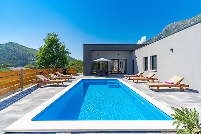 New! Villa Mir with private pool