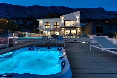 NEW! Seaview Villa Nautique