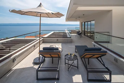 NEW! Villa Briig