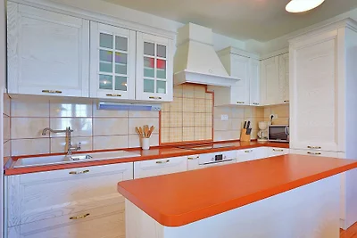 Luxus-Villa MAJA mit Jacuzzi, Pool