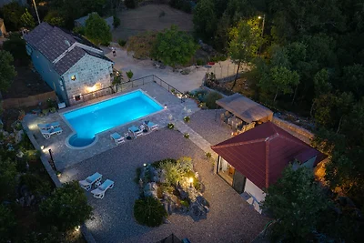 Villa Lugareva 52 m² privater Pool