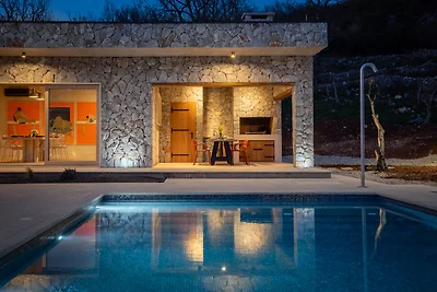 NEW Villa Fantazija