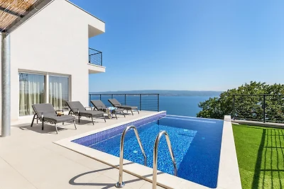 Luxus Villa Lipa mit beheizter Pool
