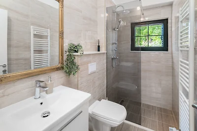 Villa Lugareva 52 m² privater Pool