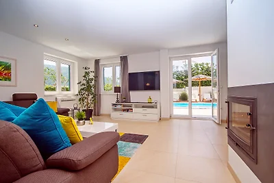 Villa STOZAK, in der Nähe von Omiš