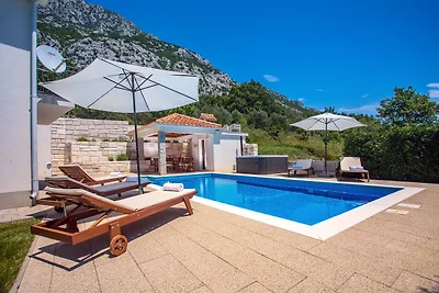 Villa Calma mit beheiztem Pool
