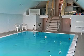 Am Strand und Pool 3