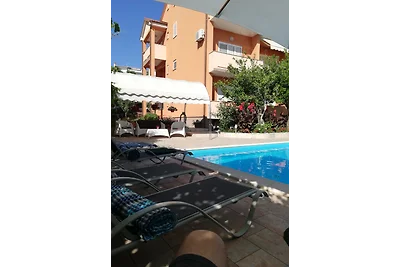 Haus Sany mit Pool