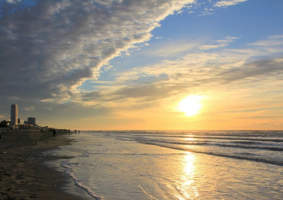 Golden Beach in Zandvoort - Frau B. V