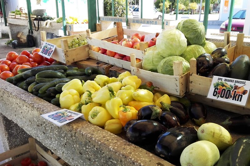 Pirovac/ Markt