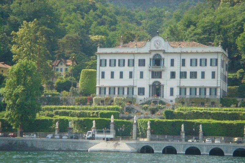 Nachbarhaus Villa Carlotta