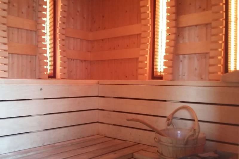 Infrarot/finnische Sauna