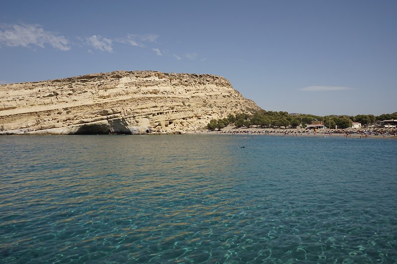 Playa de Matala + Cuevas