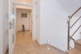 Familien-Wohnungen Biograd