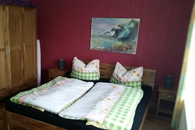 Bauernhof mit Badestelle und Boot