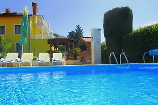 Ferienhaus mit beheiz Pool am Meer