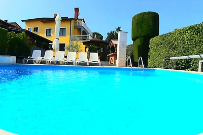 Ferienhaus   mit Beheiztem Pool