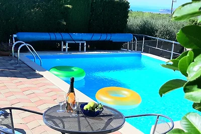 Ferienhaus   mit Beheiztem Pool