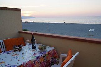 TERRASSE SUR LA MER