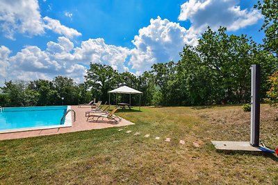 Haus mit privatem Pool Nähe Dorf