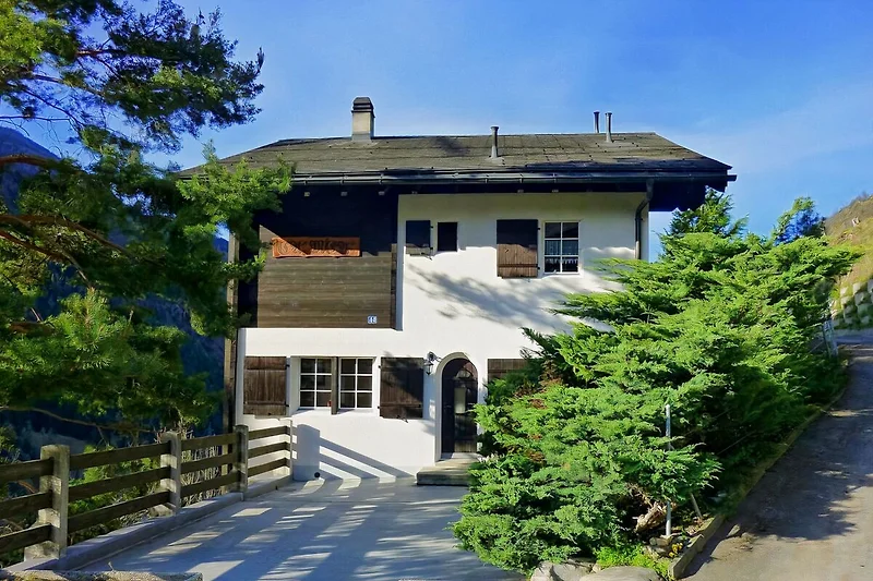 Chalet Ca'mea Sommeransicht