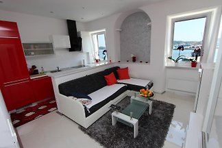 EDI One Bedroom Apartment Vista Mare
