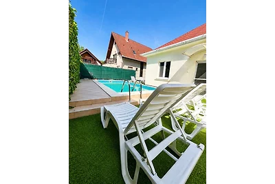 Holiday home Dora