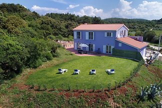 Casa Lavanda z basenem i ogrodem