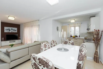 Villa Mirjana mit privatem Pool