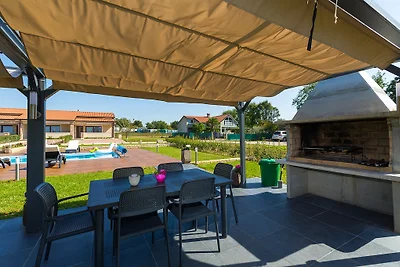Villa Natura mit Pool