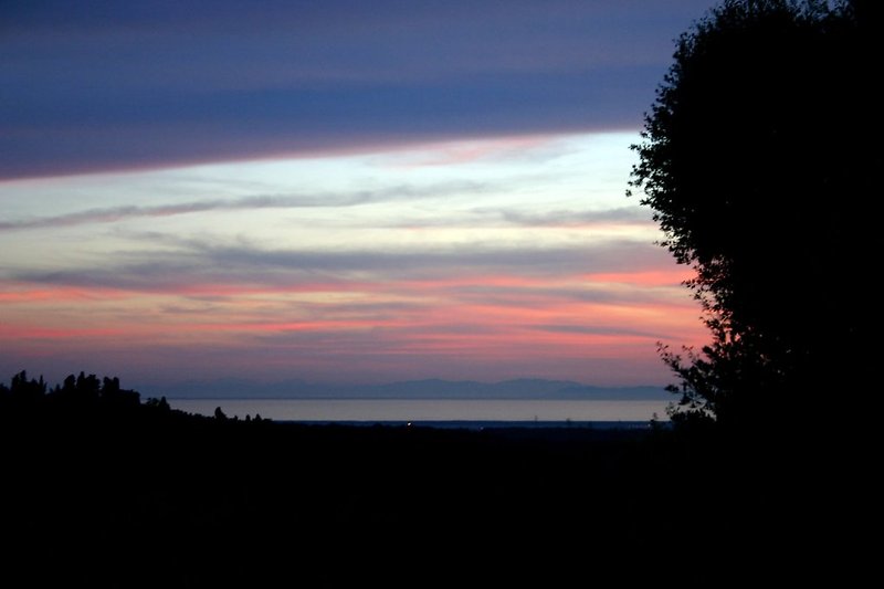 Abends von unserer Terrasse auf Corsica