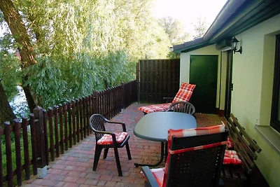 Landhaus am Teich Ferienhaus lila