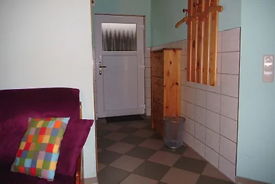 Landhaus am Teich Ferienhaus lila